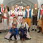 20160312_66_benesov_nad_cernou_velikonocni_jarmark_folklorni_soubor_javor_z_lomnice_nad_luznici_spolecna_fotka_5682